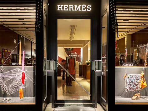 how many hermes stores are there|hermes official website.